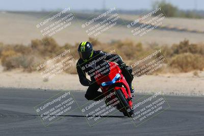 media/Mar-28-2022-Superbike Trackdays (Mon) [[b8603d0f67]]/Open Track Time/Turn 16/